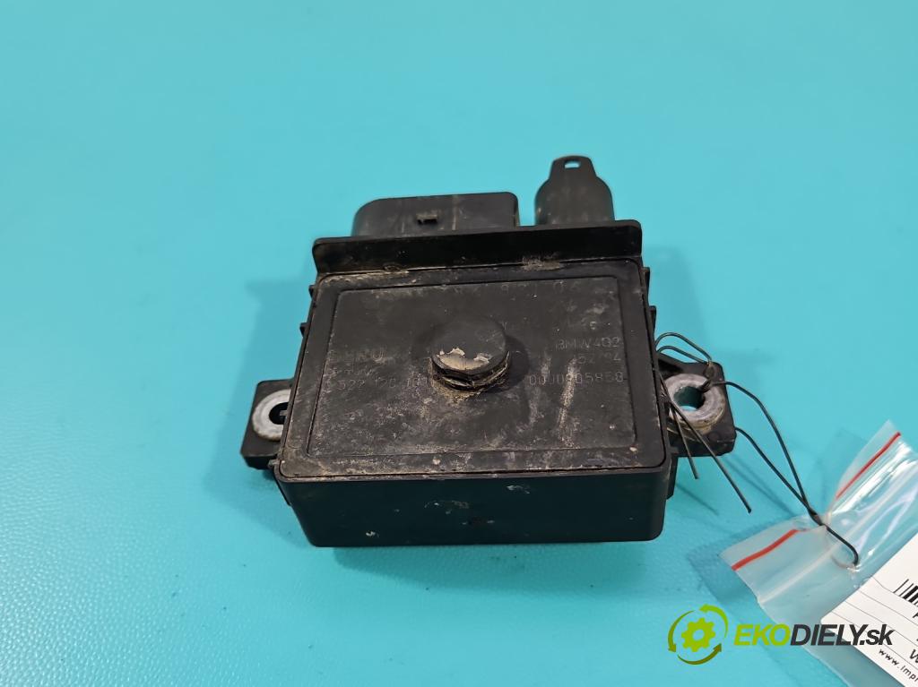 Bmw 3 E46 1998-2007 2.0d 116 HP manual 85 kW 1995 cm3 3- Relé: svíčky: zařicích: 7786821 (Relé)