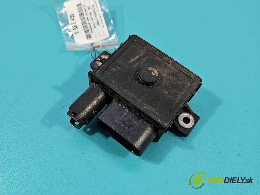 Bmw 3 E46 1998-2007 2.0d 116 hp manual 85 kW 1995 cm3 3- relé svíčky: žavícich: 7786821 (Relé)