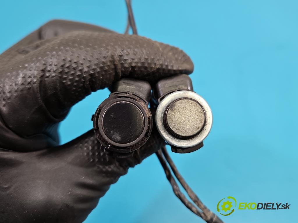 Skoda Octavia III 2013- 1.4 tsi 140 HP manual 103 kW 1395 cm3 5- snímač parkovaní: 5Q0919275A