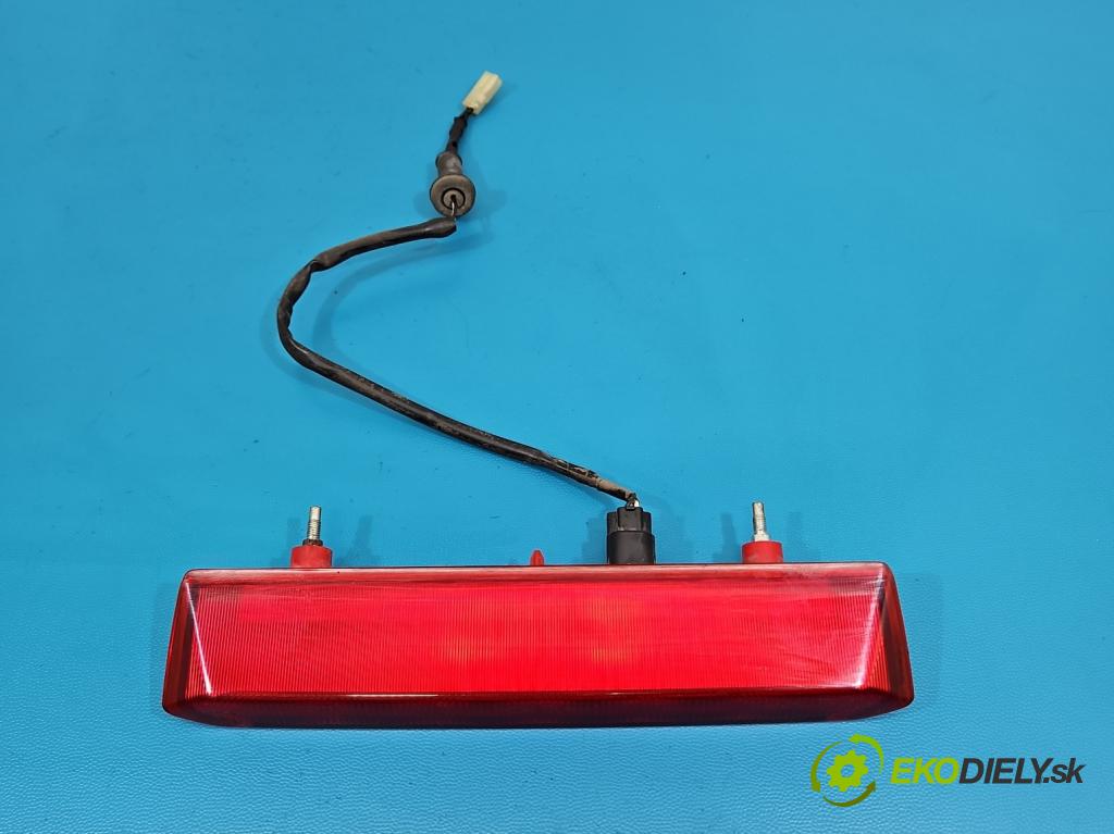 Subaru Forester IV SJ 2012-2018 2.0 BOXER 147 HP automatic 108 kW 1998 cm3 5- světlo: stop: W0858