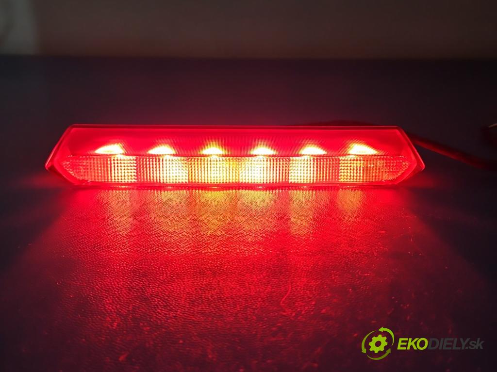 Subaru Forester IV SJ 2012-2018 2.0 BOXER 147 hp automatic 108 kW 1998 cm3 5- světlo: W0858