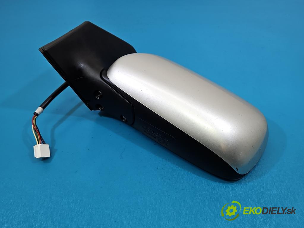 Toyota Avensis II T25 2003-2008 2.2 D-CAT 177 hp manual 130 kW 2231 cm3 5- zpětné zrcátko levé  (Klika dveří ostatní)