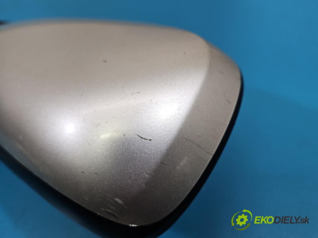 Toyota Avensis II T25 2003-2008 2.2 D-CAT 177 hp manual 130 kW 2231 cm3 5- zpětné zrcátko levé  (Klika dveří ostatní)