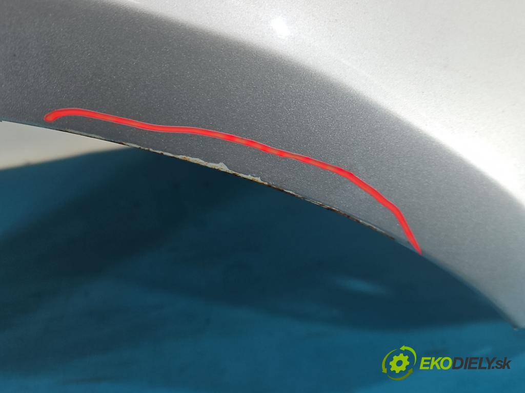 Vw Golf VI 2008-2013 1.6 tdi CAY 105 HP manual 77 kW 1598 cm3 5- blatník predné pravý  (Kľučka dverí ostatné)