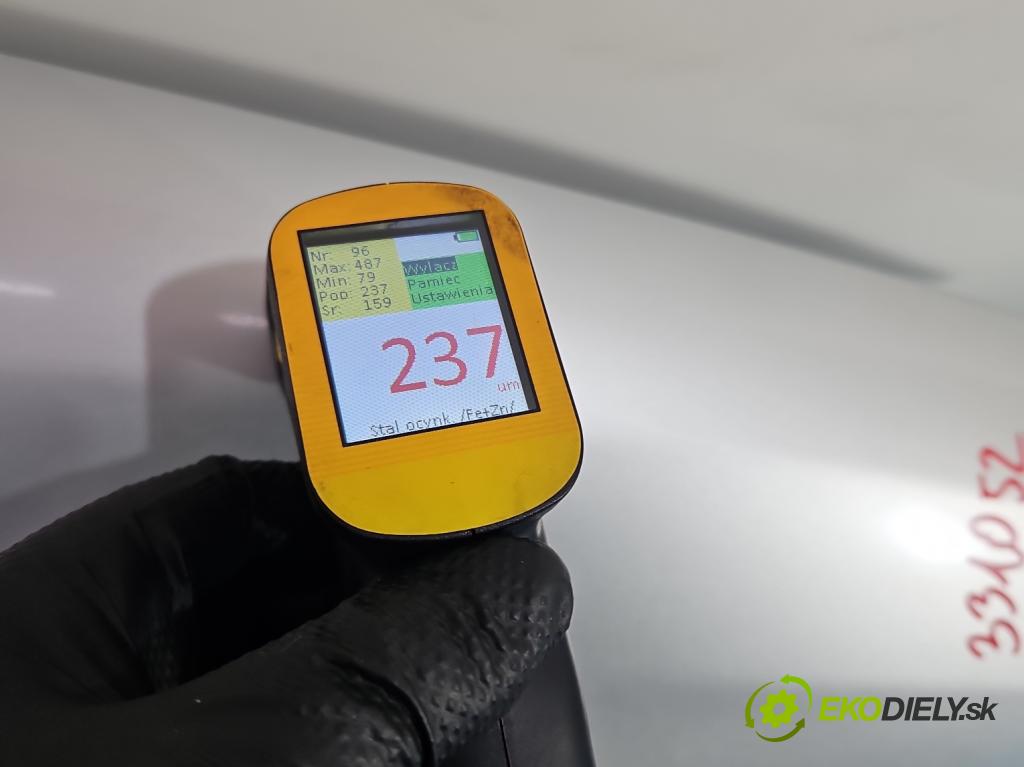 Vw Golf VI 2008-2013 1.6 tdi CAY 105 HP manual 77 kW 1598 cm3 5- blatník predné pravý  (Kľučka dverí ostatné)