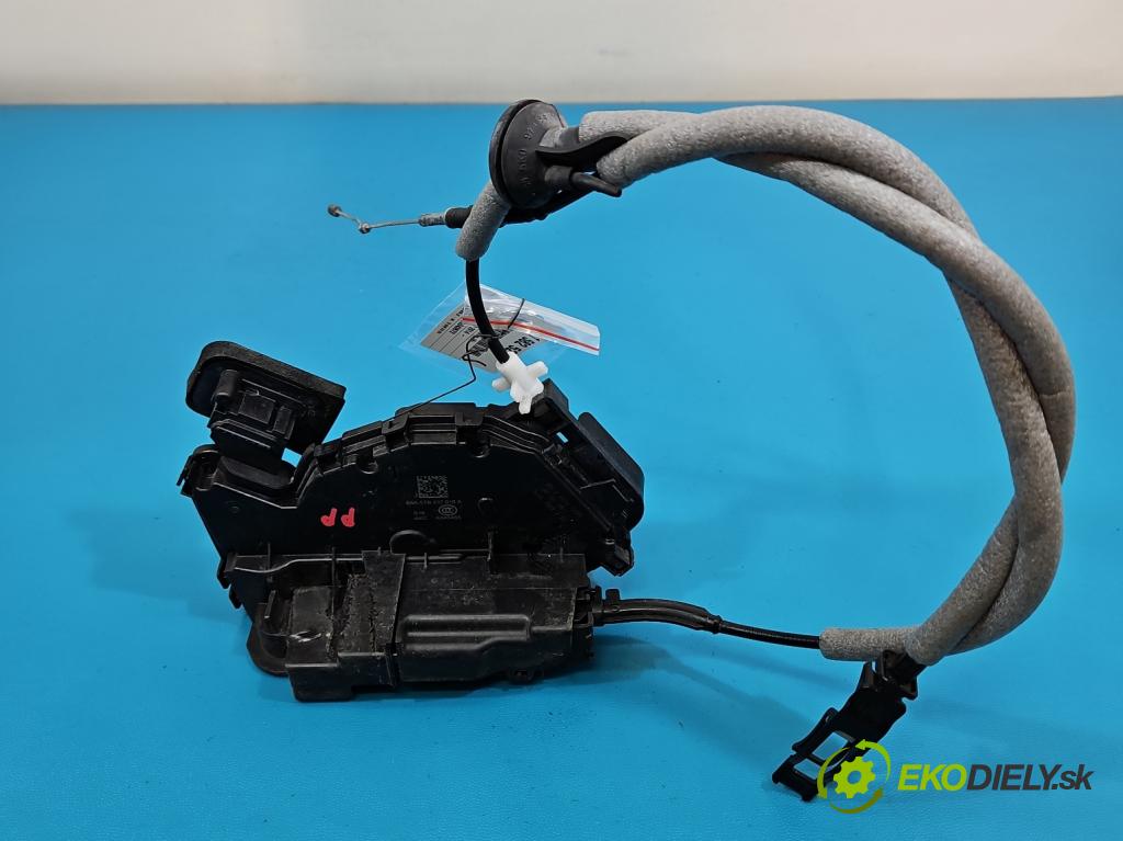 Vw Passat B8 2014 - 2.0 TDI 150 HP automatic 110 kW 1968 cm3 5- zámok predné pravý 5TB837016A