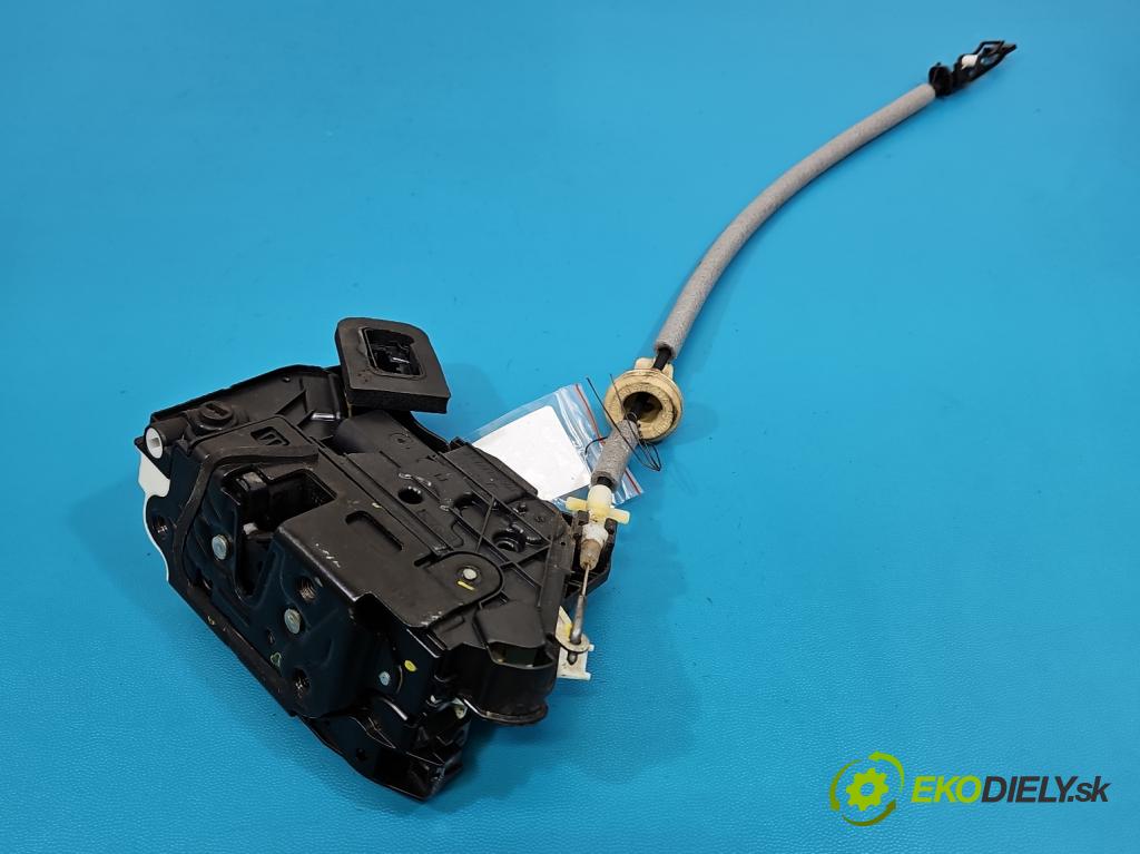 Vw Passat B8 2014 - 2.0 TDI 150 hp automatic 110 kW 1968 cm3 5- zámek zadní levý 5E0839015A