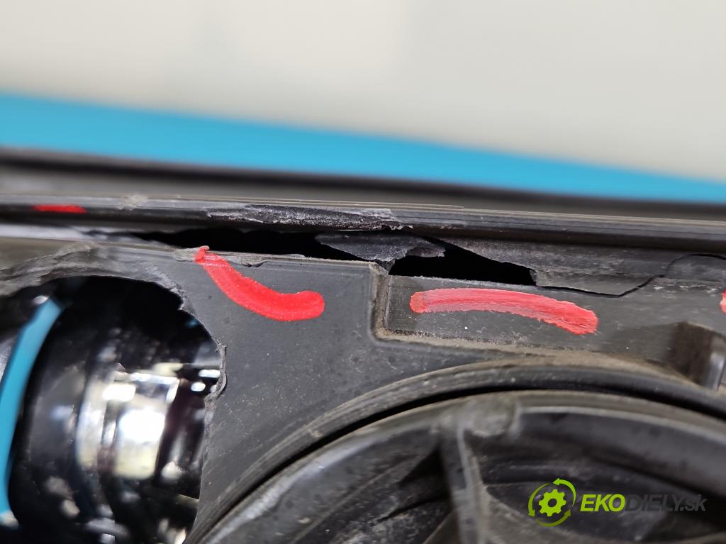 Kia Niro I 2016-2022 1.6 GDI 105 HP automatic 77 kW 1580 cm3 5- Reflektor: pravý 92102-G5 (Svetlo predné pravé)