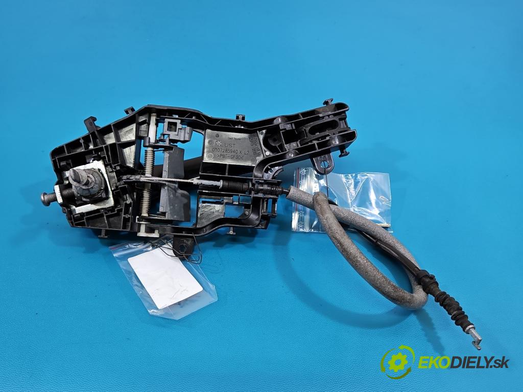 Vw Passat B8 2014 - 2.0 TDI 150 HP automatic 110 kW 1968 cm3 5- rukoväť predné ľavé mimo: 517837811E (Kľučka dverí vonkajšia predná ľavá)