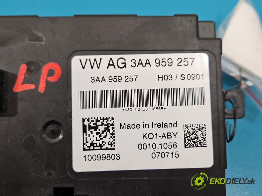 Vw Passat B8 2014 - 2.0 TDI 150 HP automatic 110 kW 1968 cm3 5- riadiaca jednotka ostatné 3AA959257