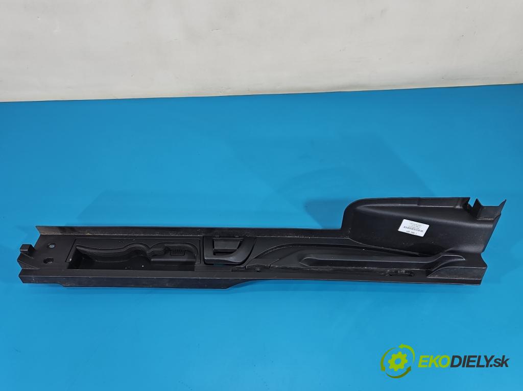Vw Passat B8 2014- 2.0 TDI 150 HP automatic 110 kW 1968 cm3 5- kryt plast 3G9858832