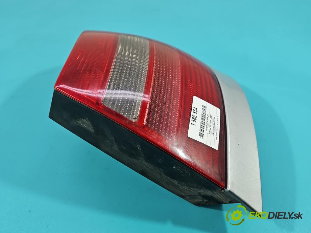 Audi A4 B5 1994-2001 1.6 SR 101 HP manual 74 kW 1595 cm3 4- svetlo / reflektor zadné pravé 8D0945096C (Kľučka dverí ostatné)