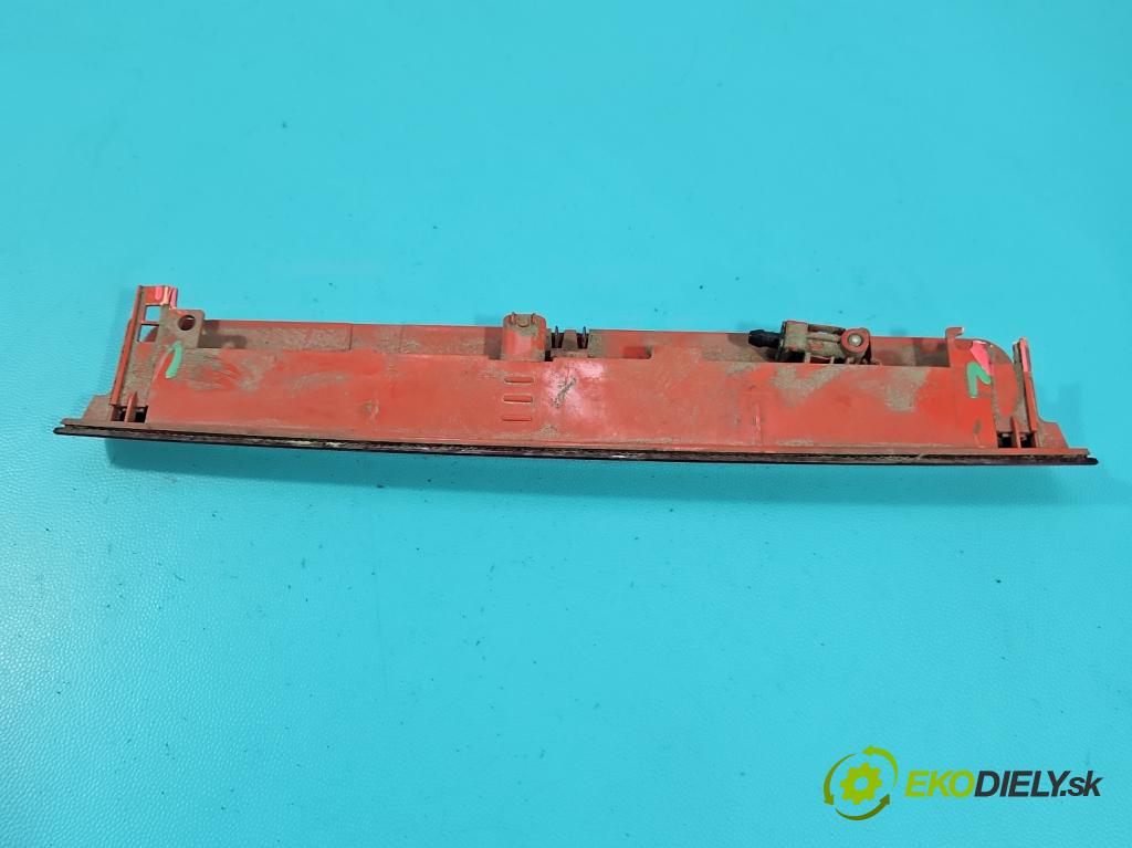 Ford Focus Mk4 2018- 1.0 ecoboost 125 HP manual 92 kW 999 cm3 5- světlo: stop: H1BB-13A613-AC