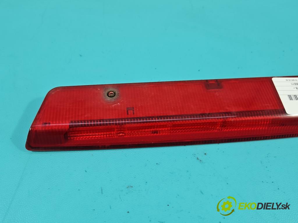 Ford Focus Mk4 2018- 1.0 ecoboost 125 HP manual 92 kW 999 cm3 5- světlo: stop: H1BB-13A613-AC