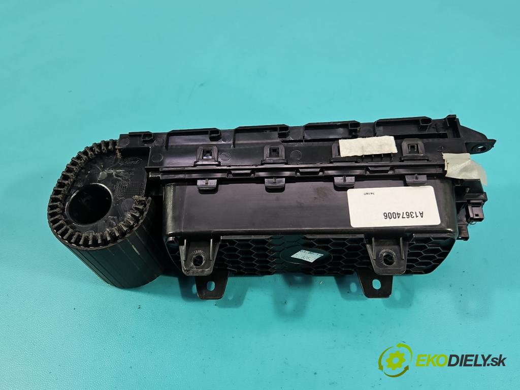 Ford Focus Mk4 2018- 1.0 ecoboost 125 HP manual 92 kW 999 cm3 5- Rukojeť: na nápoje: A13674006 (Držiak (úchyt) na nápoje)
