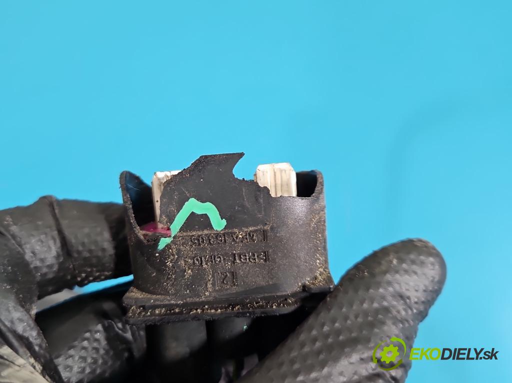 Skoda Octavia III 2013- 1.4 tsi 140 hp manual 103 kW 1395 cm3 5- ventilátor chladič 5Q0121203CN