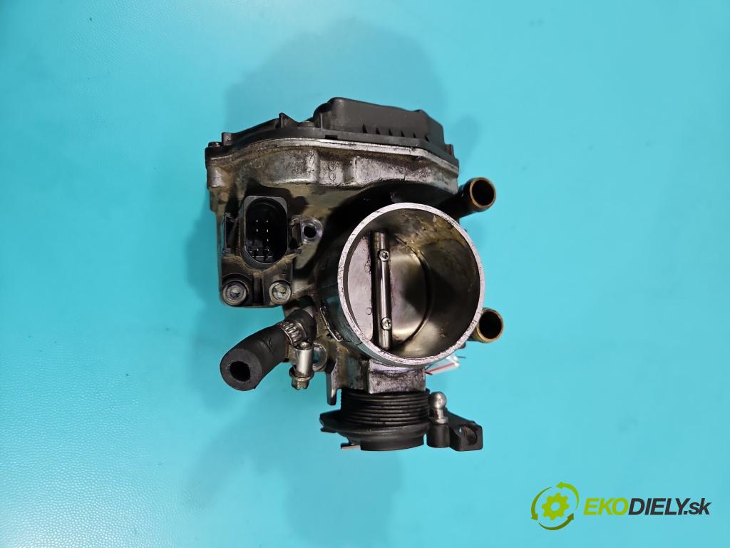 Audi A4 B5 1994-2001 1.6 SR 101 hp manual 74 kW 1595 cm3 4- škrticí klapka 058133063H (Škrticí klapka)