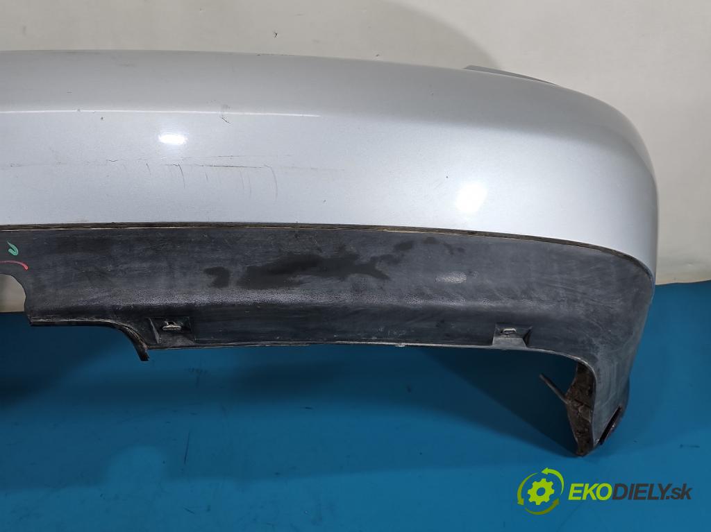 Audi A4 B5 1994-2001 1.6 SR 101 HP manual 74 kW 1595 cm3 4- nárazník zadné  (Kľučka dverí ostatné)