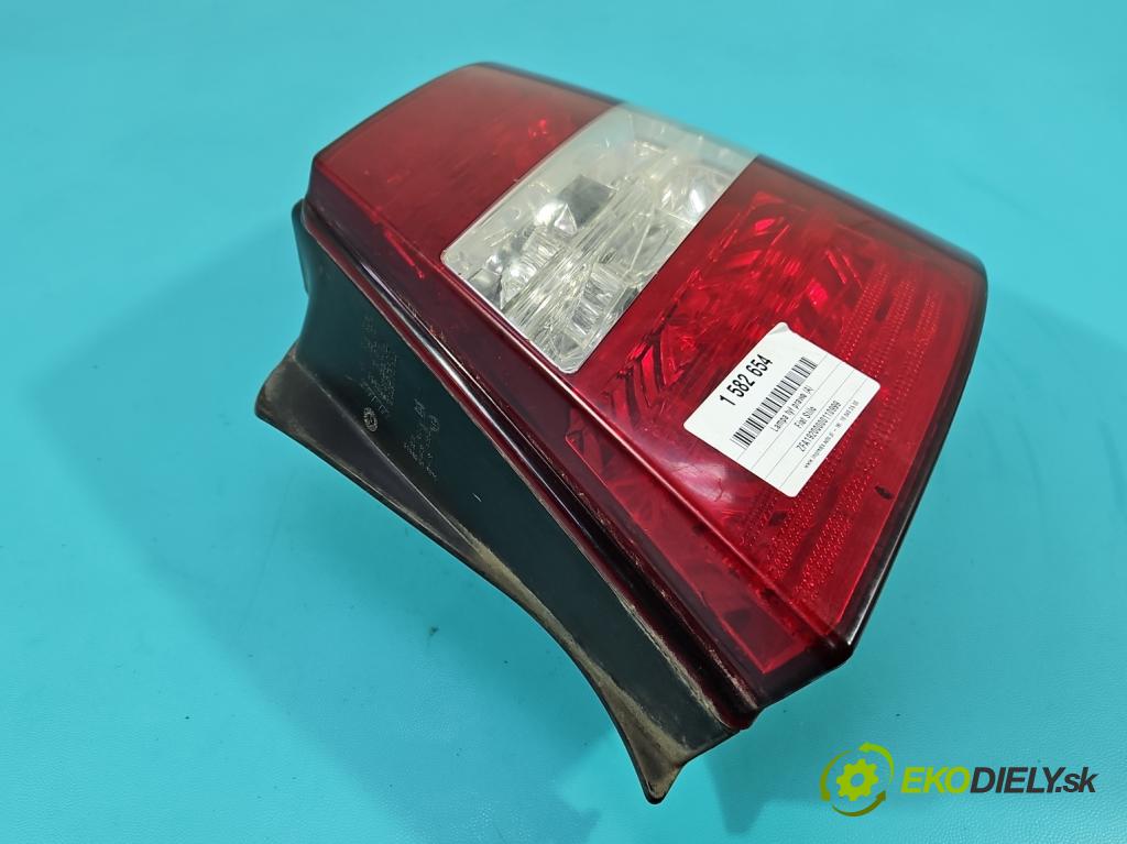 Fiat Stilo 1.6 16V 103 HP manual 76 kW 1596 cm3 5- svetlo / reflektor zadné pravé 46758985 (Kľučka dverí ostatné)