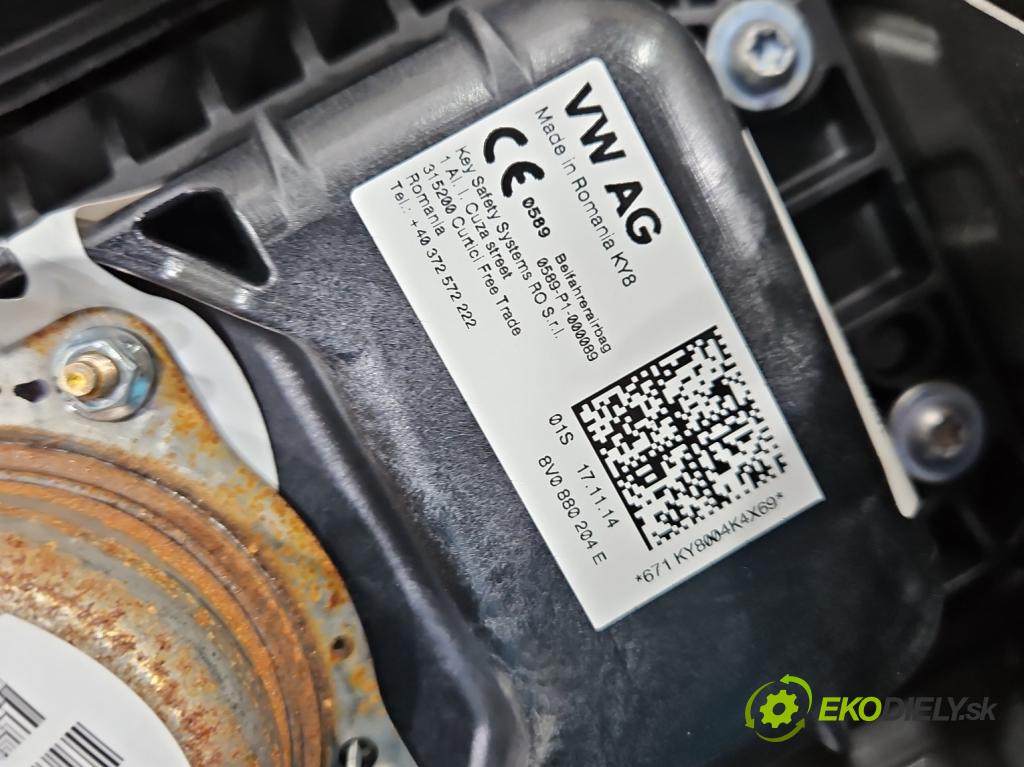 Skoda Octavia III 2013- 1.4 tsi 140 HP manual 103 kW 1395 cm3 5- kokpit,pristrojová doska rozdeľovacia