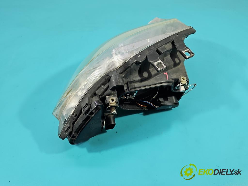 Seat Ibiza III 6L 2002-2008 1.4 16V 75 HP manual 55 kW 1390 cm3 5- Reflektor: ľavý 6L1941005A (Kľučka dverí ostatné)