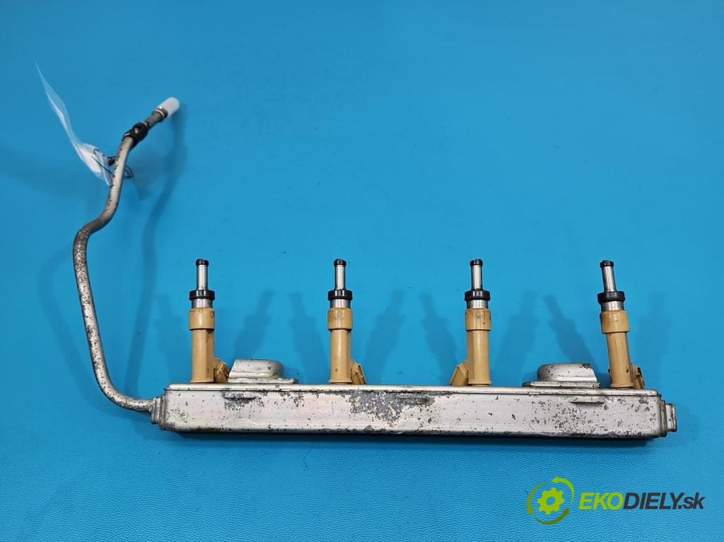 Toyota Verso 2009-2018 1.8 16V 147 HP automatic 108 kW 1798 cm3 5- vstrek 23250-0T030 (Vstrekovač paliva)