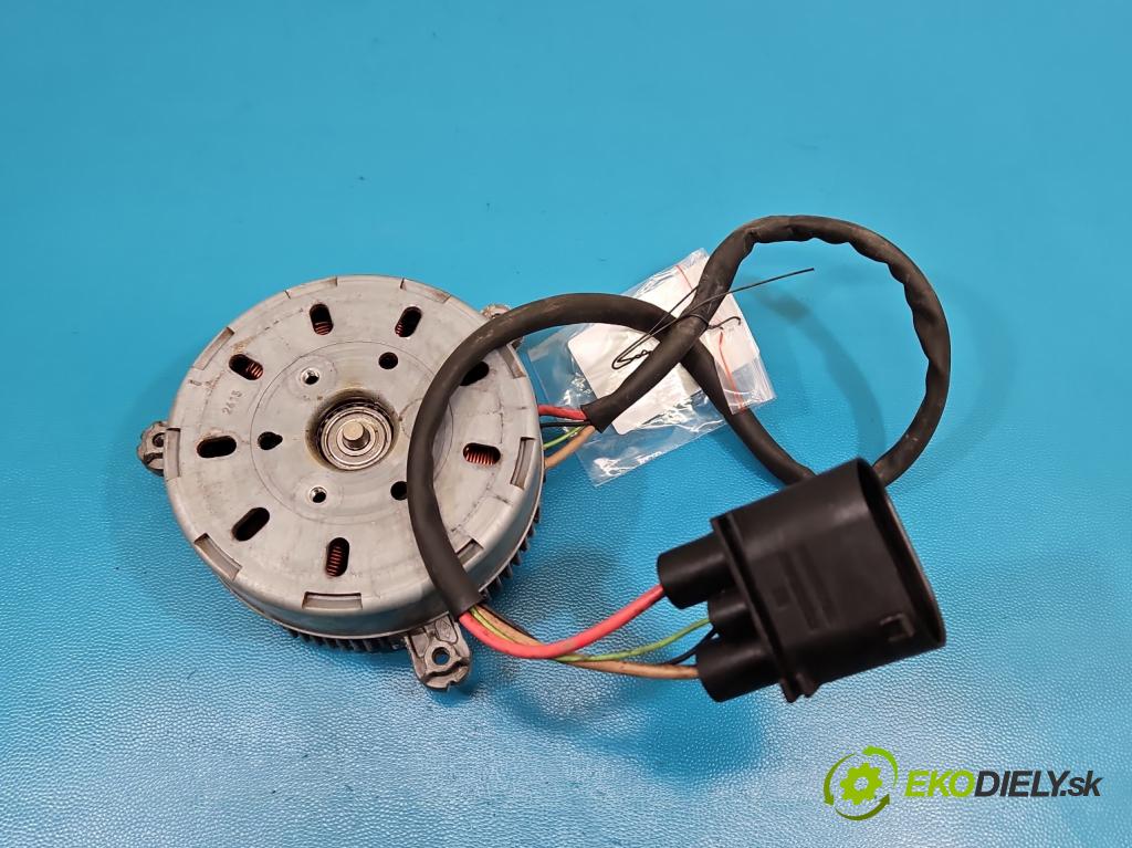 Vw Passat B8 2014 - 2.0 TDI 150 HP automatic 110 kW 1968 cm3 5- Ventilátor chladiča