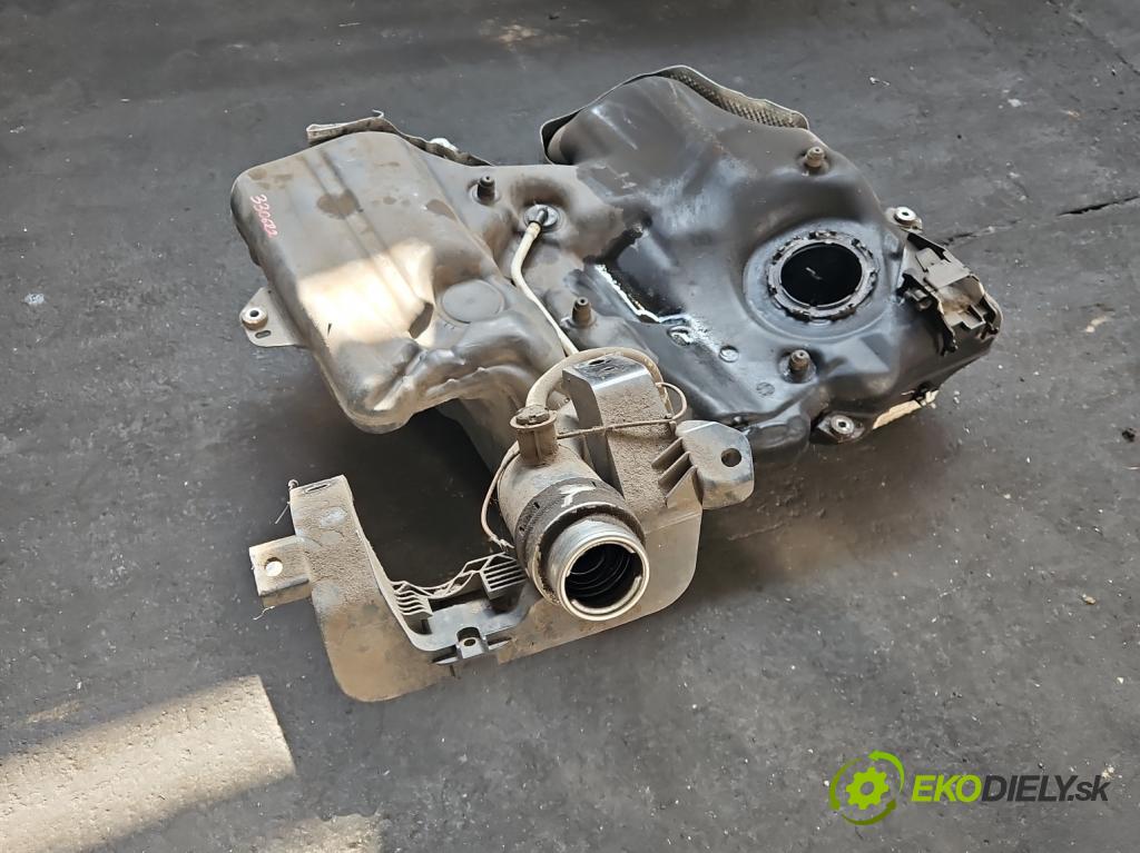 Vw Passat B8 2014- 2.0 TDI 150 HP automatic 110 kW 1968 cm3 5- Nádrž: palivo 3Q0201021CK (Palivová nádrž)
