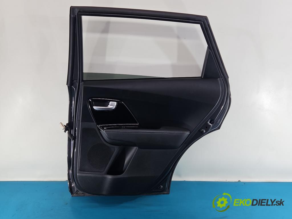 Kia Niro I 2016-2022 1.6 GDI 105 hp automatic 77 kW 1580 cm3 5- dveře zadní pravé  (Klika dveří ostatní)
