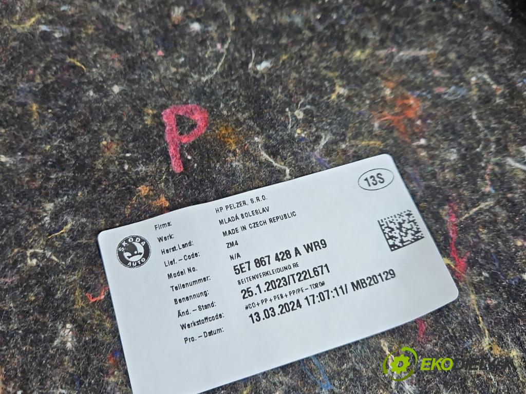 Skoda Octavia IV 2019- 2.0 tdi 116 hp manual 85 kW 1968 cm3 5- Tapacír: kufra: pravé 5E7867428A