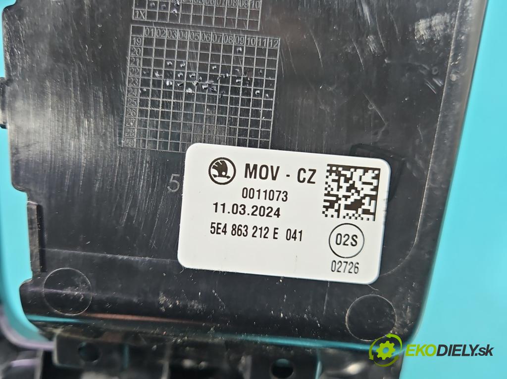 Skoda Octavia IV 2019- 2.0 tdi 116 HP manual 85 kW 1968 cm3 5- lišta ozdobná vnitŕní: 5E4863212E