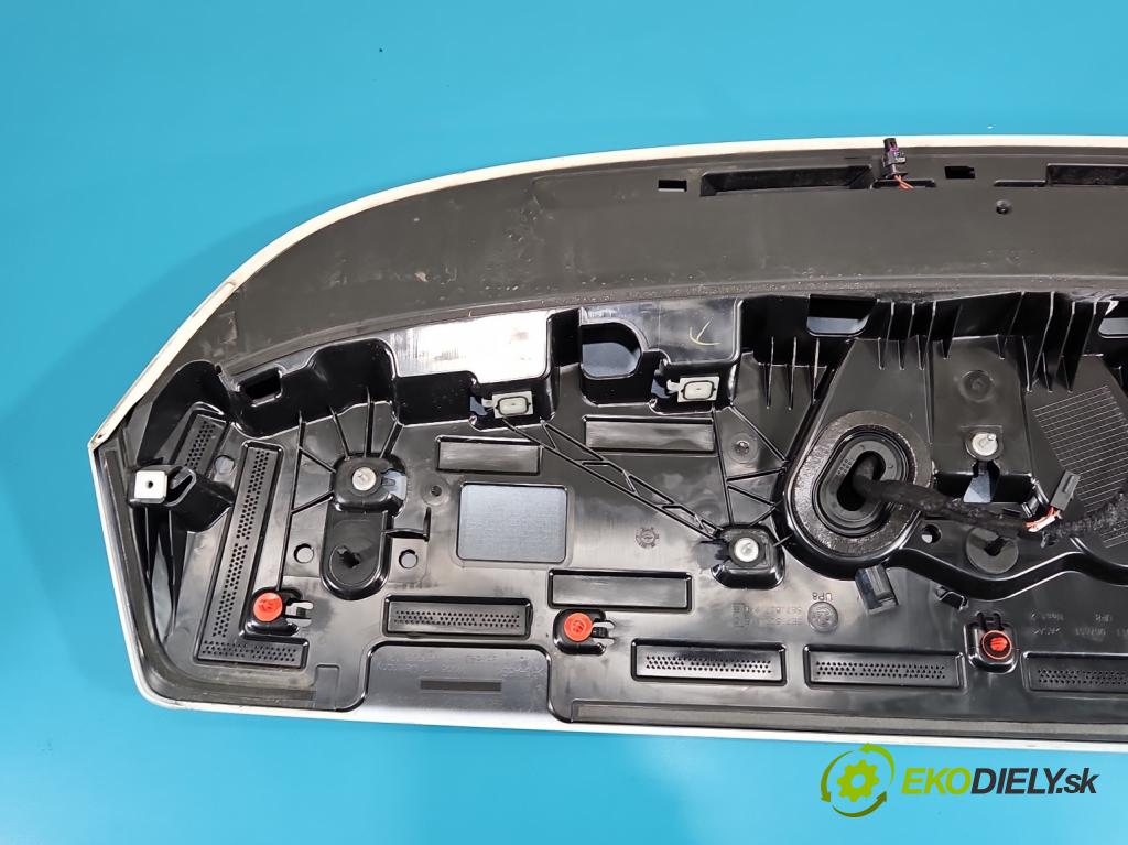 Skoda Octavia IV 2019- 2.0 tdi 116 hp manual 85 kW 1968 cm3 5- spoiler 5E7827878C (Spoiler)