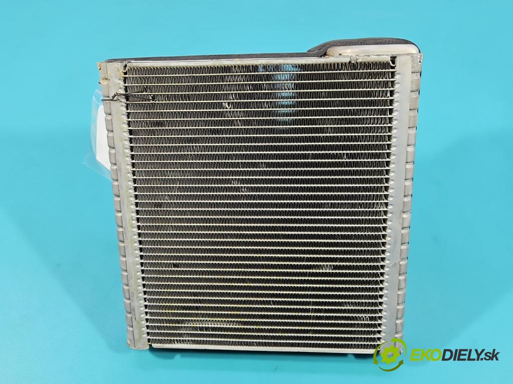 Skoda Octavia IV 2019- 2.0 tdi 116 HP manual 85 kW 1968 cm3 5- radiator 5Q0816679B (Radiátor kúrenia)