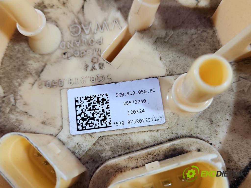 Skoda Octavia IV 2019- 2.0 tdi 116 HP manual 85 kW 1968 cm3 5- čerpadlo palivo 5Q0919050BC