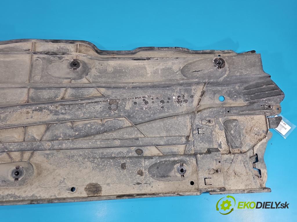 Skoda Octavia III 2013- 1.4 tsi 140 HP manual 103 kW 1395 cm3 5- kryt plast 5Q0825272A