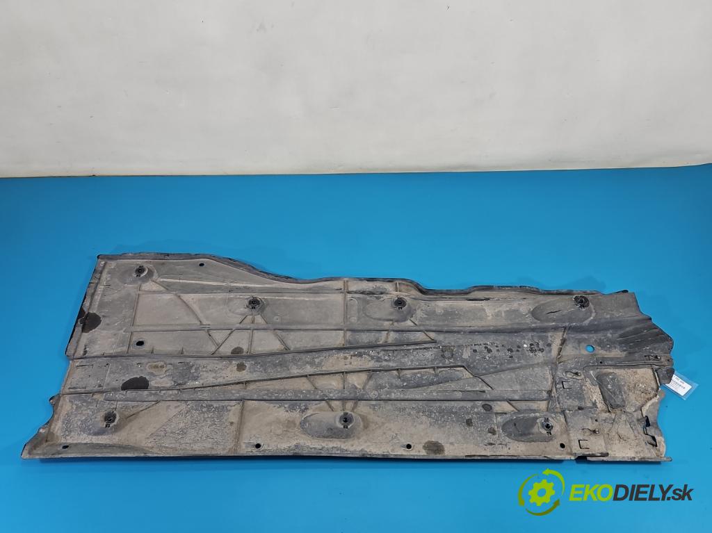 Skoda Octavia III 2013- 1.4 tsi 140 HP manual 103 kW 1395 cm3 5- kryt plast 5Q0825272A