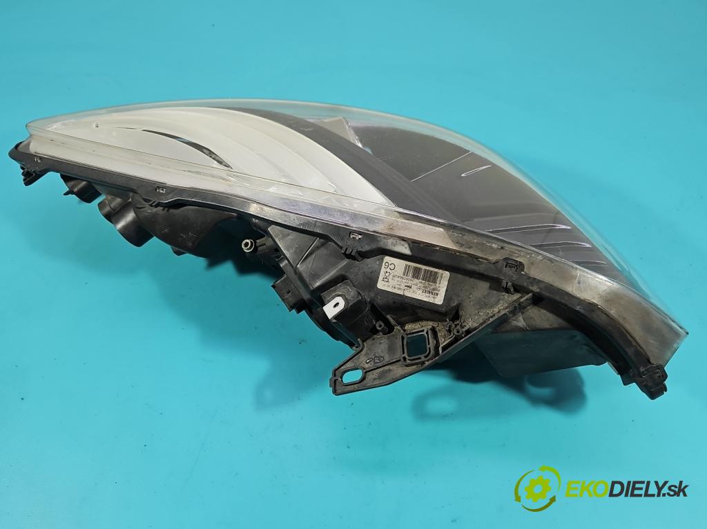 Renault Scenic III 2009-2016 1.5 dci 106 HP manual 78 kW 1461 cm3 5- Reflektor: ľavý 260608682R (Kľučka dverí ostatné)