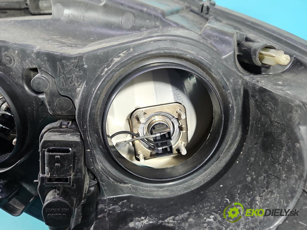 Renault Scenic III 2009-2016 1.5 dci 106 HP manual 78 kW 1461 cm3 5- Reflektor: ľavý 260608682R (Kľučka dverí ostatné)