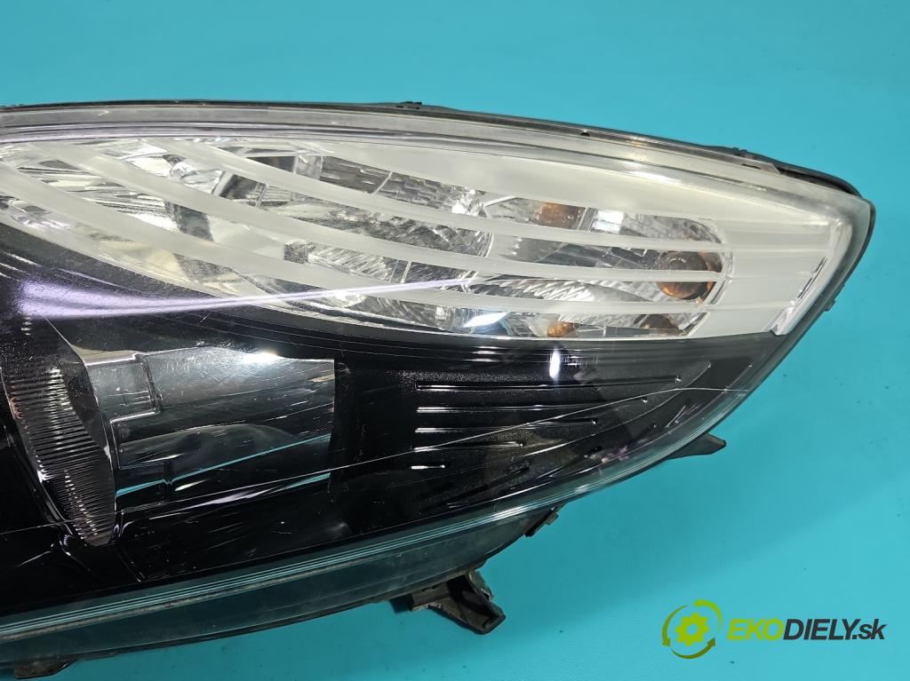 Renault Scenic III 2009-2016 1.5 dci 106 HP manual 78 kW 1461 cm3 5- Reflektor: ľavý 260608682R (Kľučka dverí ostatné)