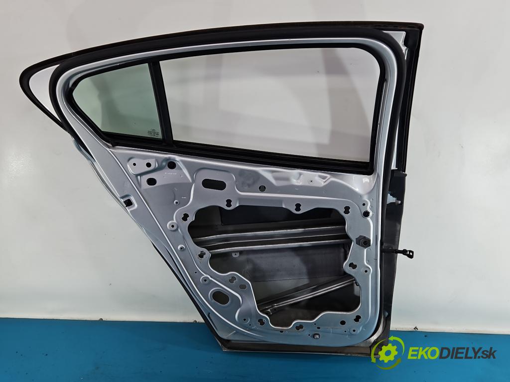 Ford Focus Mk4 2018- 1.0 ecoboost 125 HP manual 92 kW 999 cm3 5- dvere zadné ľavé  (Kľučka dverí ostatné)