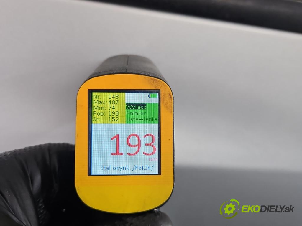 Ford Focus Mk4 2018- 1.0 ecoboost 125 hp manual 92 kW 999 cm3 5- dveře zadní pravé  (Klika dveří ostatní)