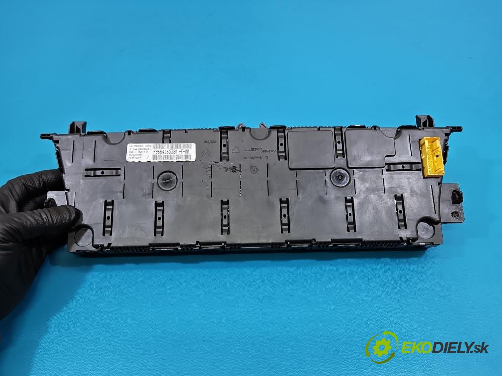 Citroen C4 Grand picasso I 2006-2013 1.8 16V EW7AF 125 HP manual 92 kW 1749 cm3 5- prístrojovka/ budíky P9664365380 (Prístrojová doska)