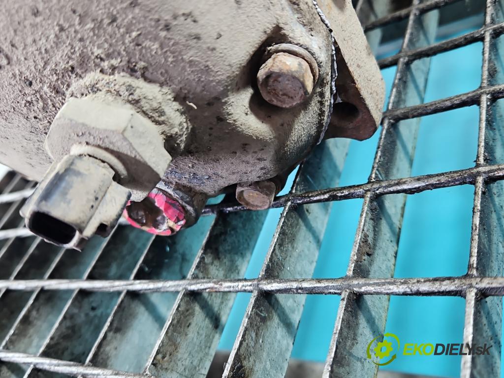 Subaru Forester IV SJ 2012-2018 2.0 BOXER 147 HP automatic 108 kW 1998 cm3 5- Most: zadní: