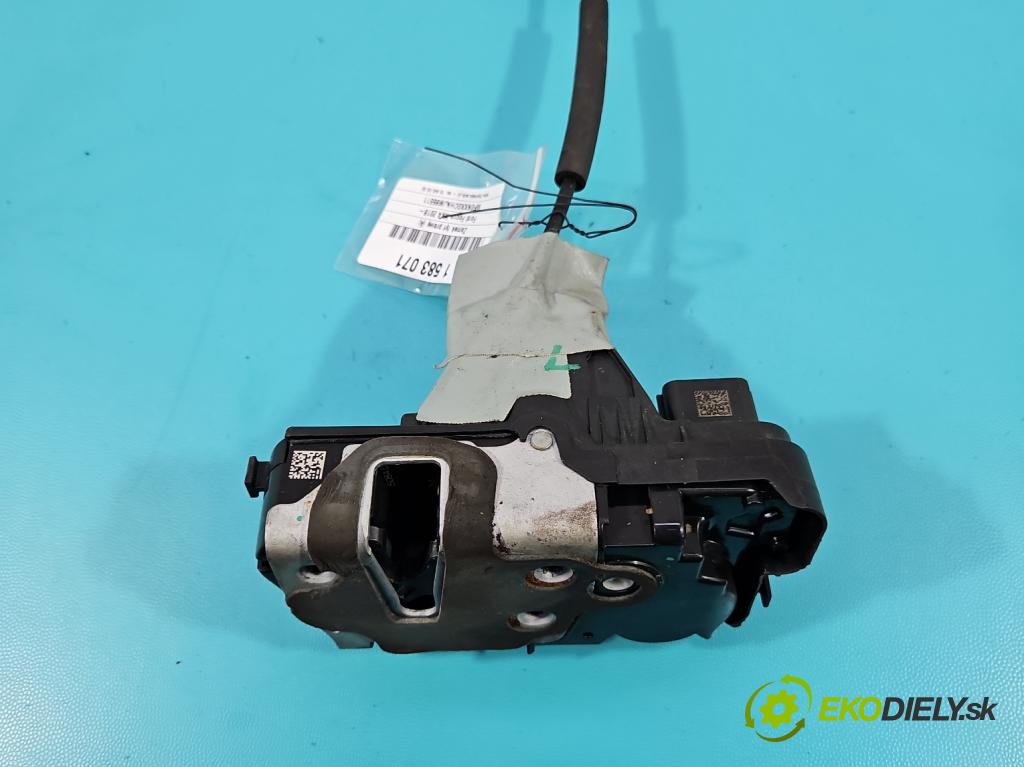 Ford Focus Mk4 2018- 1.0 ecoboost 125 HP manual 92 kW 999 cm3 5- zámok zadné pravý JX7A-A26412-CD
