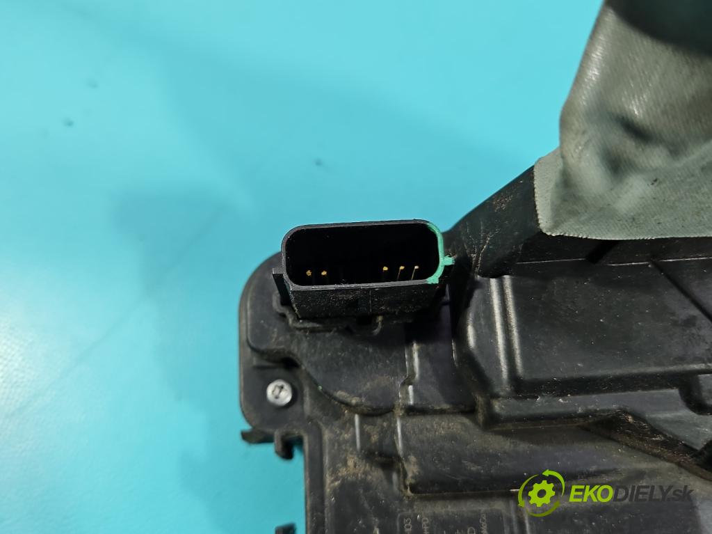 Ford Focus Mk4 2018- 1.0 ecoboost 125 HP manual 92 kW 999 cm3 5- zámok predné pravý JX7A-A21812-ED