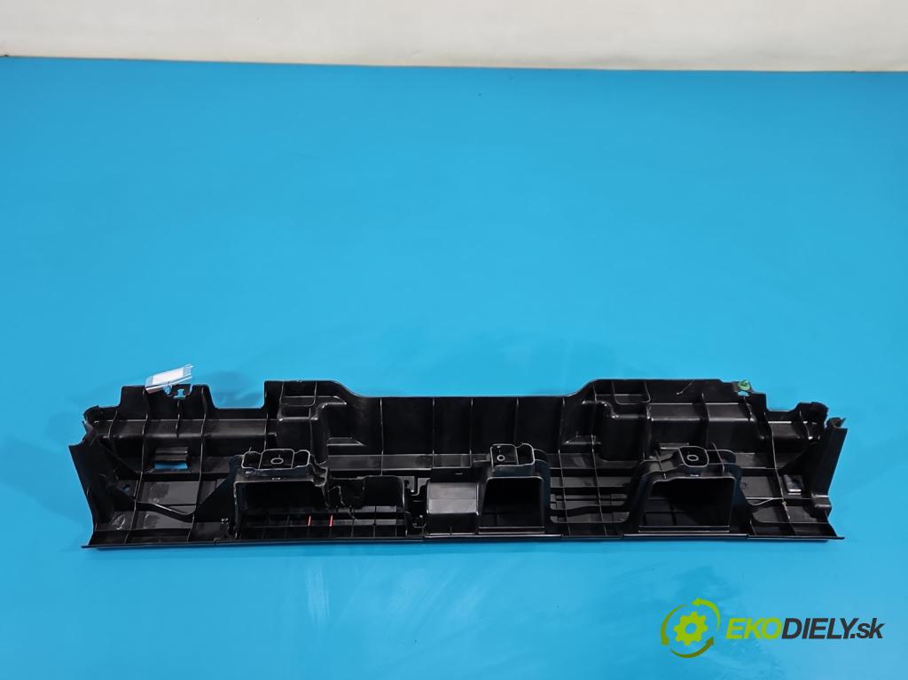 Subaru Forester IV SJ 2012-2018 2.0 D BOXER 147 HP automatic 108 kW 1998 cm3 5- Upevnenie: 95086SG060