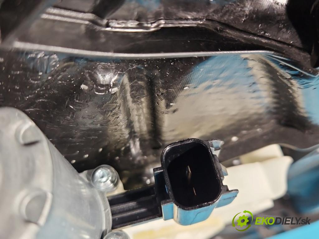 Ford Focus Mk4 2018- 1.0 ecoboost 125 hp manual 92 kW 999 cm3 5- mechanismus stahování přední levý JX7B-A23201-CD
