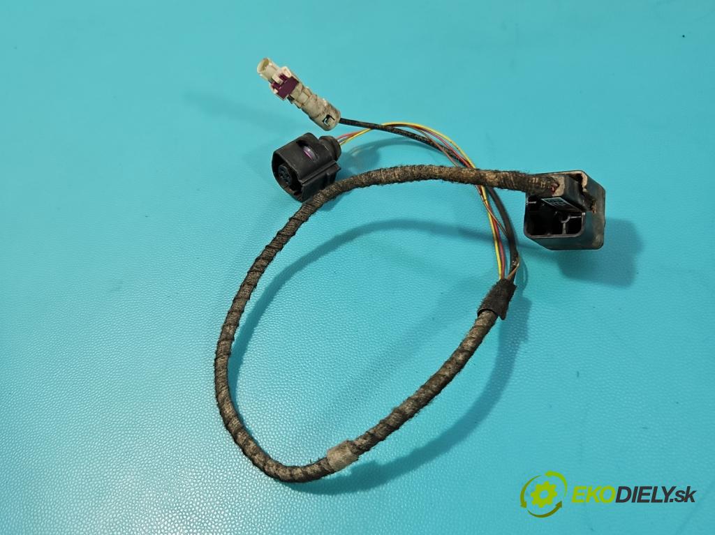 Seat Leon III 2012-2020 2.0 tdi 150 HP manual 110 kW 1968 cm3 5- Kamera cúvania 3Q0980121H