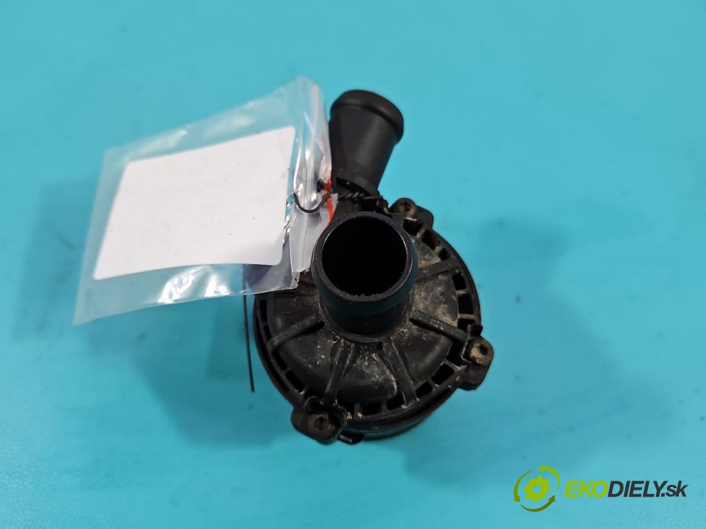 Seat Leon III 2012-2020 2.0 tdi 150 HP manual 110 kW 1968 cm3 5- pompa obehu voda: