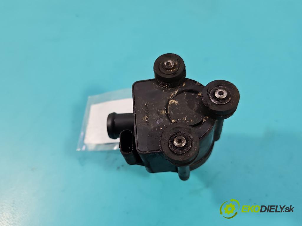 Seat Leon III 2012-2020 2.0 tdi 150 HP manual 110 kW 1968 cm3 5- pompa obehu voda: 704071710